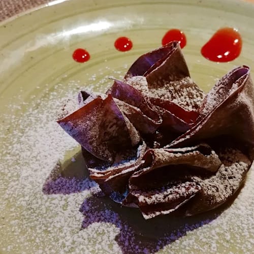 Queen EnoRestaurant, Chiari