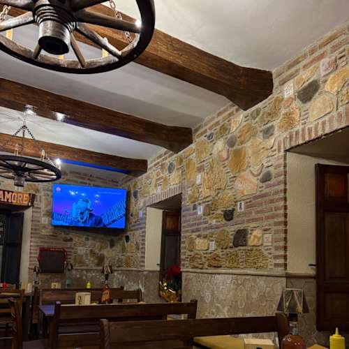 Il Ritrovo Ristopub, Giardini Naxos