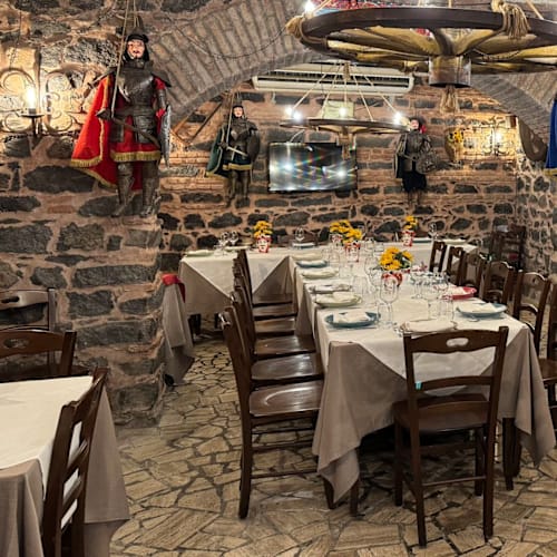 La Caverna del Borgo, Catania