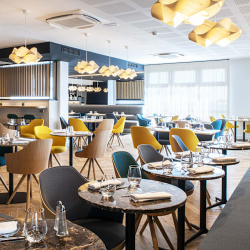 Le Cosy, Longvic