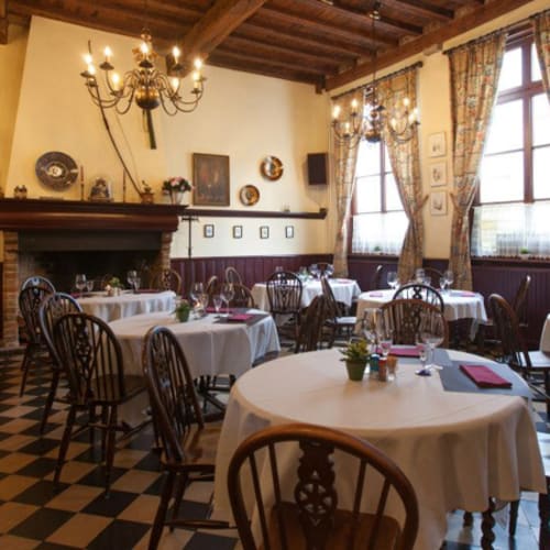 Oud Handbogenhof, Brugge