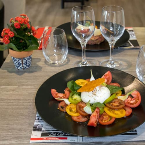 L'Entrepotes, Feucherolles