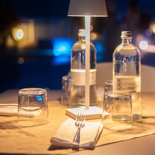 Blanco Lounge , Perledo