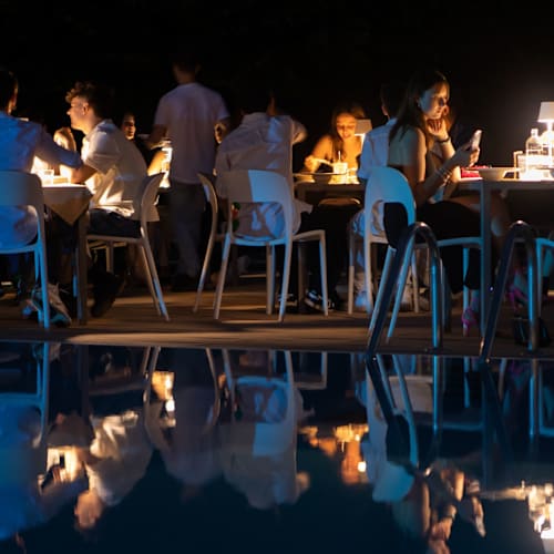 Blanco Lounge , Perledo