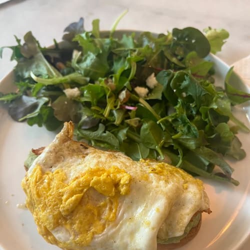 L'Aquinoise, Pontoise