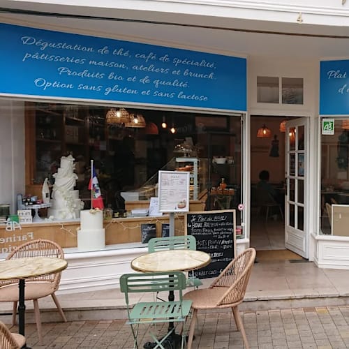 L'Aquinoise, Pontoise