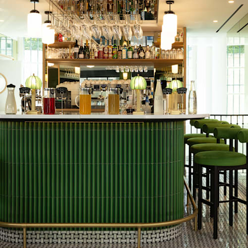 Le Luco, Paris