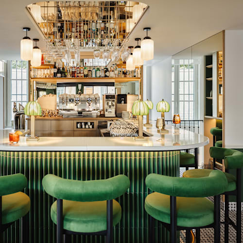 Le Luco, Paris