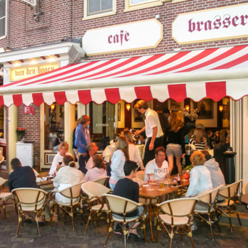 Van Den Hogen, Volendam