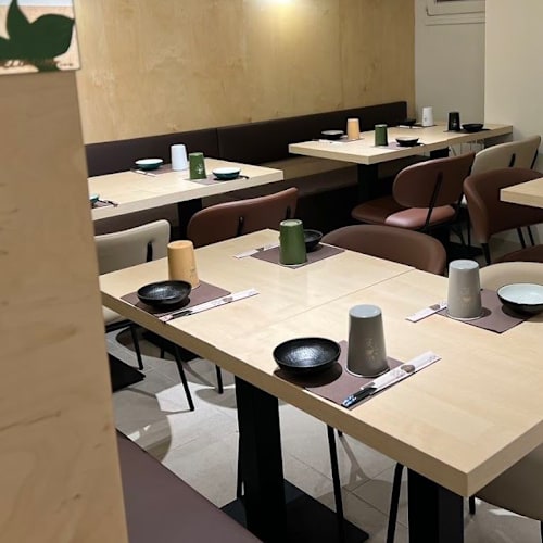 Mezzaluna ristorante 月半食堂, Milano