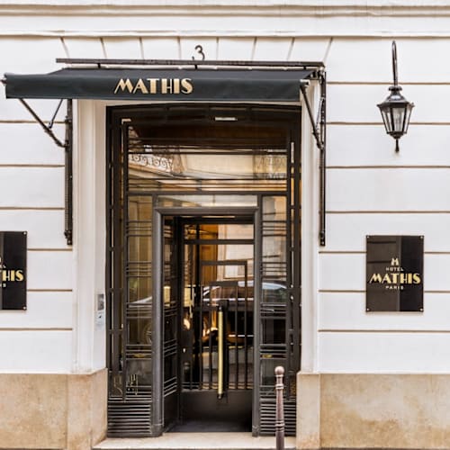 Coutume Hôtel Mathis, Paris