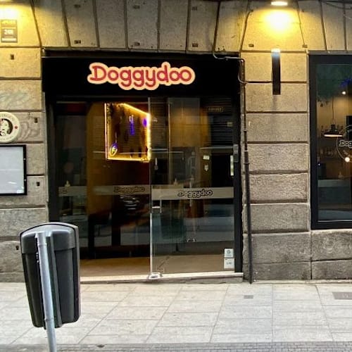 DoggyDoo, Madrid