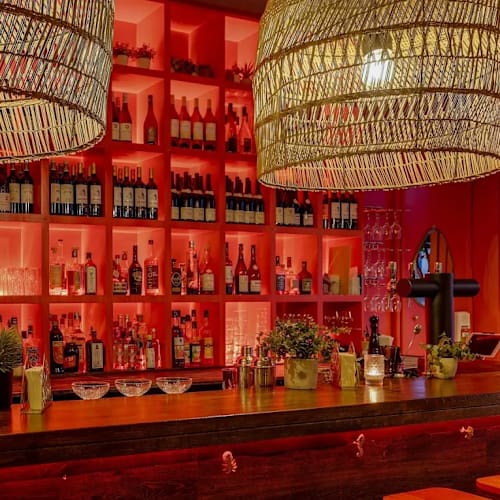Le Rouge à Lèvres, Paris