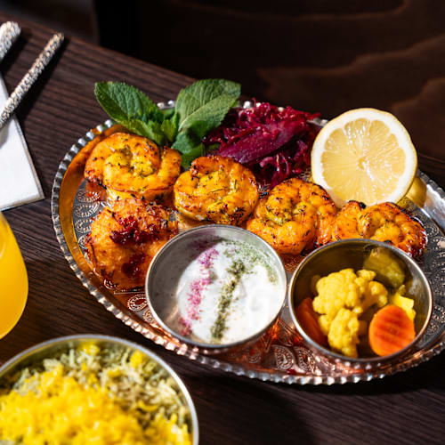 Meykadeh, Sundbyberg