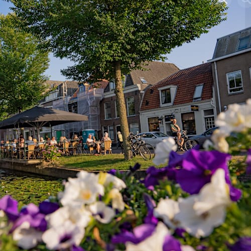 Khaza Ghar Weesp, Weesp