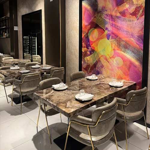 Golden House, Milano