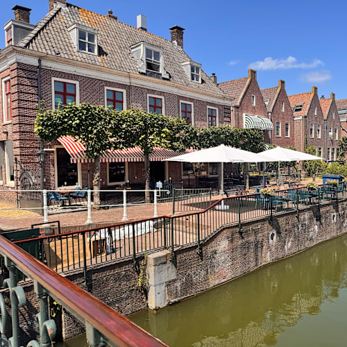 Ruis aan de sluis, Muiden