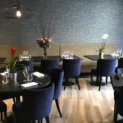 Le Coq et l'Elephant, Paris