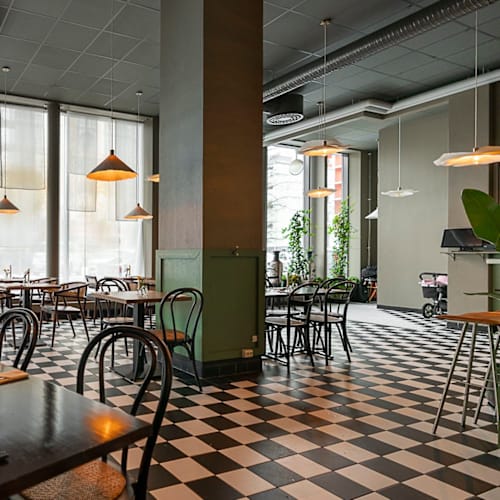 Madame Thu, Stockholm