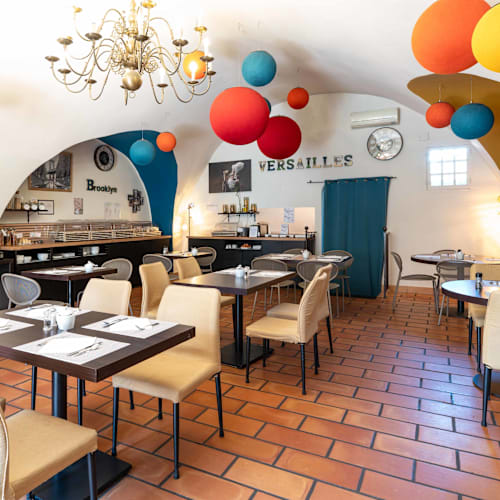 La Galinière (Hôtel Mercure), Châteauneuf-le-Rouge