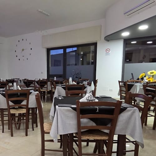 L'Ottavo Nano, Salice Salentino