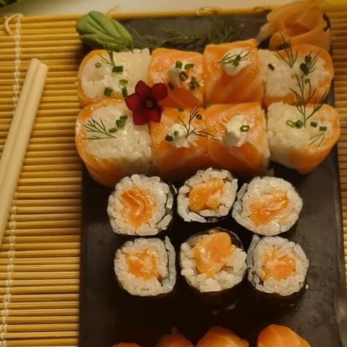 La Cave du Golfe と sushis, Vallauris
