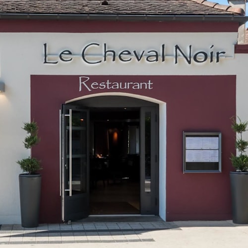 Le Cheval Noir, Beaune