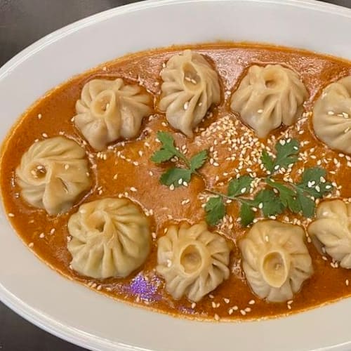 Gechoe momo, Paris