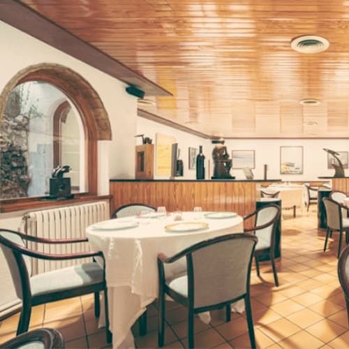 Fonda Sala, Olost