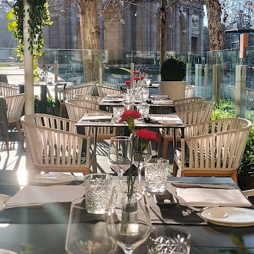 Terraza y Restaurante Malvar- Hotel Hospes Puerta de Alcalá, Madrid