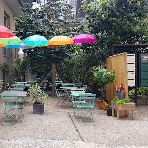 Cantinella, Paris