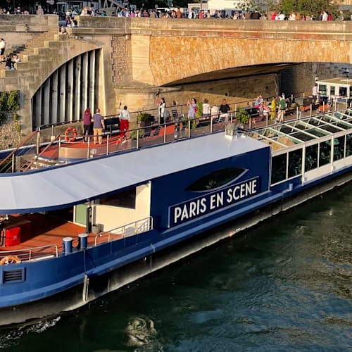 Bateaux Paris en Scène : dîner-croisières, Paris