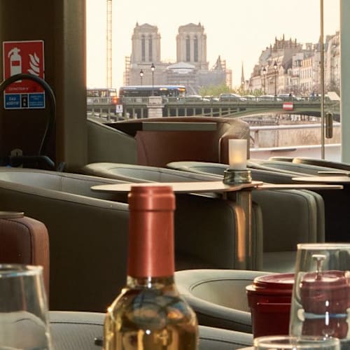 Bateaux Paris en Scène : dîner-croisières, Paris