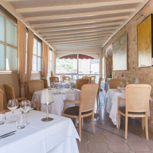 L'Ambroisy, Vence