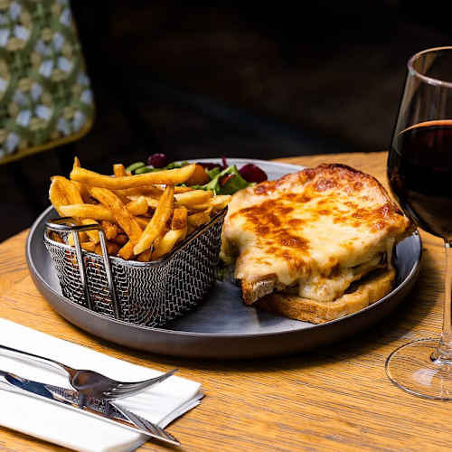 La Fraternité, Saint-Mandé