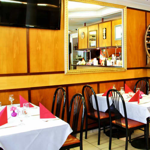 El Galliano, Carouge