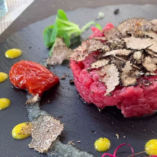 L'Inedito Vigin Mudest, Alba