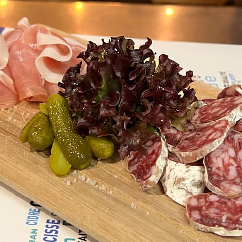 Les Frères Bretons, Paris