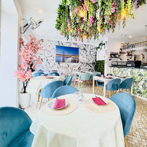 Hasu Sushi Restaurant And Bar, Algés
