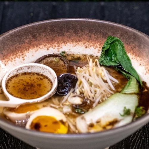 Broadside Ramen, Genova