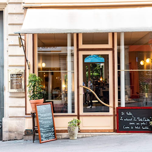 La Petite Charlotte, Paris
