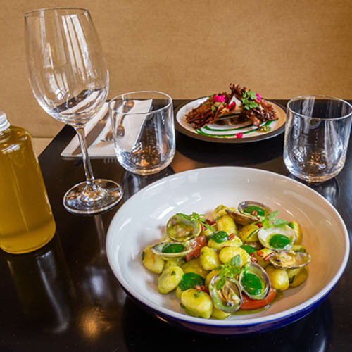 Epoca, Paris