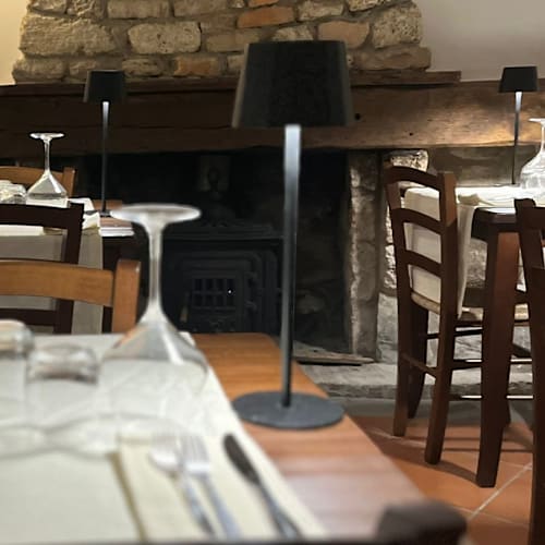 Veleia Taberna, Magnani