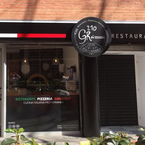 216 Grammi  Vila Olimpica, Barcelona