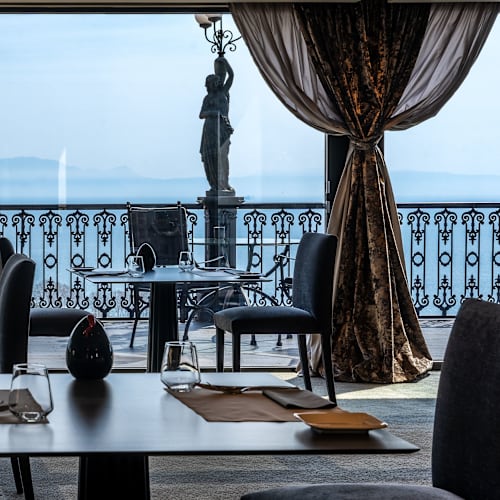 Bidder Terrace, Napoli