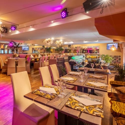 Le Soixante Douze, Paris