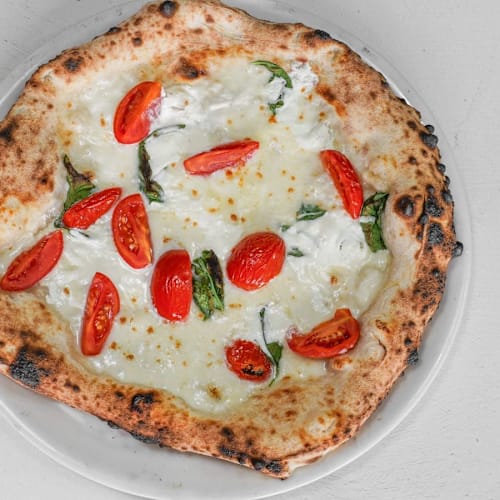 Pizzeria Love Pizza, Pasta