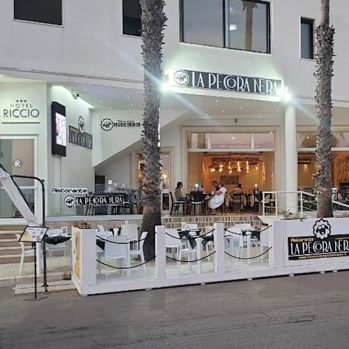 La Pecora Nera, Porto Cesareo