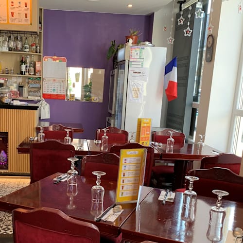T&J Gourmet, Paris