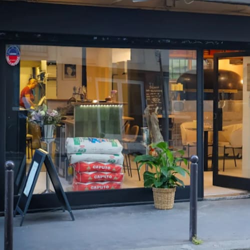 Christina Pizza, Paris